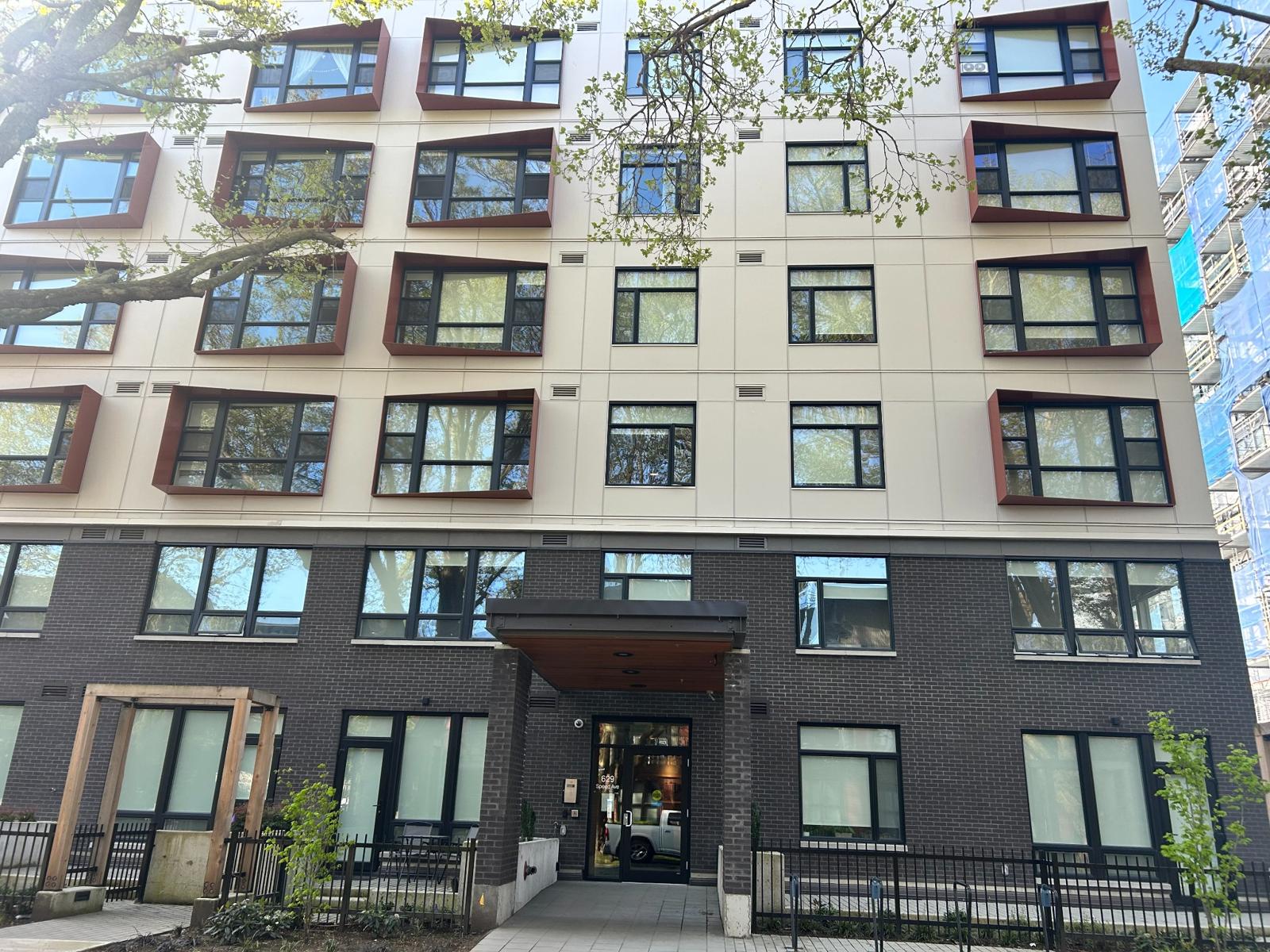 Showcase thumbnail 79